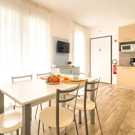 Mami Sunset Village Appartement *